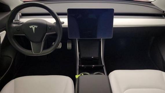 TESLA MODEL 3 2019 5YJ3E1EB6KF368153 image